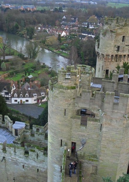 Discover Britain: Warwick Castle ...