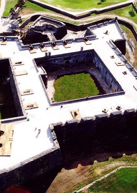 File:Castillo de San Marcos.jpg ...