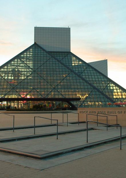 Rock-and-roll-hall-of-fame-sunset.jpg ...