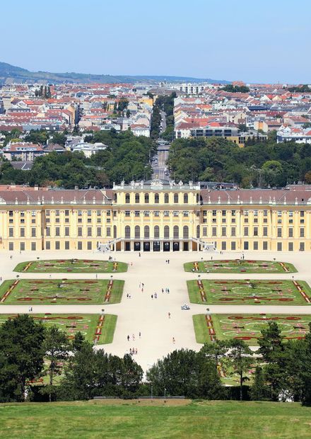 File:Wien - Schloss Schönbrunn.JPG ...