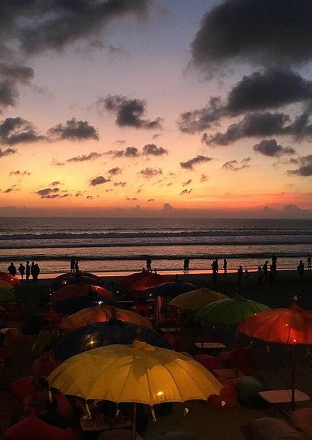 File:Seminyak Beach at sunset.jpg ...