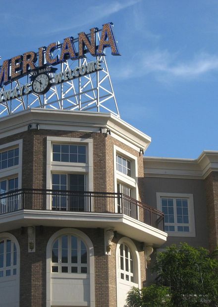 File:AmericanaBrandSign.jpg - Wikimedia ...