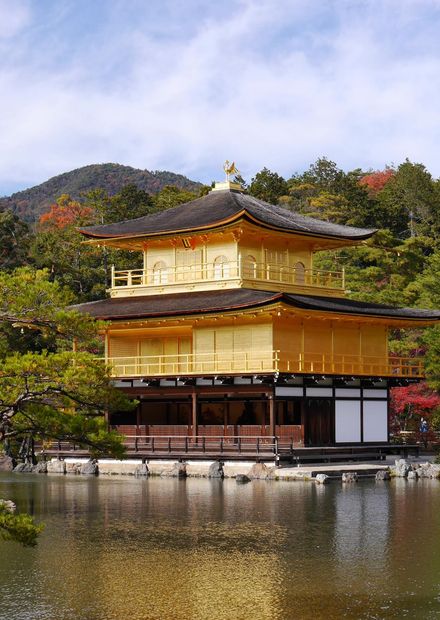 File:Kinkaku-ji the Golden Temple in ...