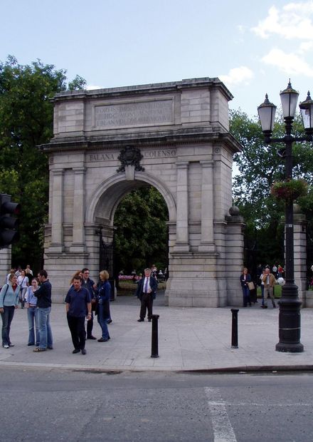 File:Fusiliers Arch.JPG - Wikipedia
