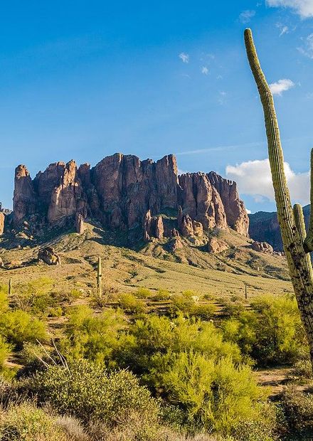 File:Superstition Mountains.jpg ...