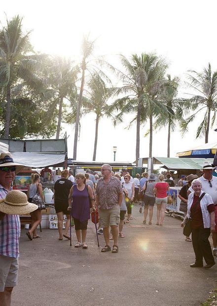 File:Mindil markets 230616 gnangarra ...