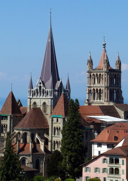 File:Cathédrale de Lausanne depuis le ...