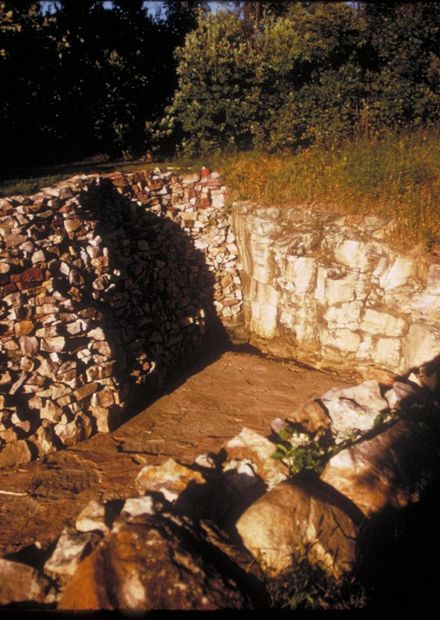 File:Pipestone Carving at Pipestone ...