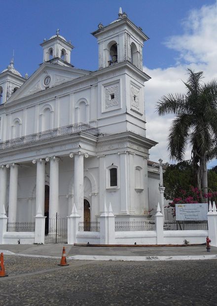 Iglesia Santa Lucía de Suchitoto.JPG ...