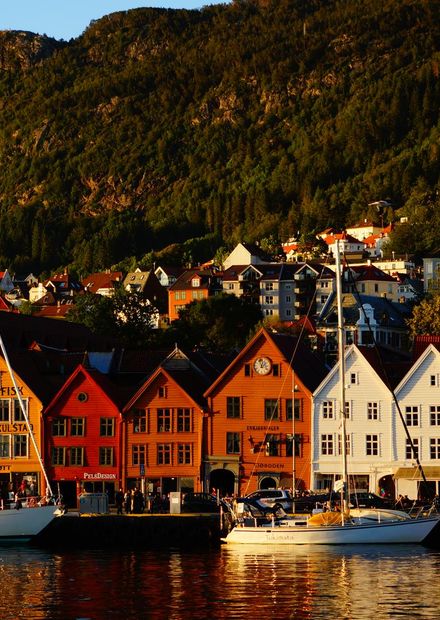 Bergen from the waterfront.JPG ...