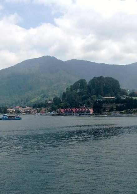 Parapat seen from Lake Toba 01.JPG ...