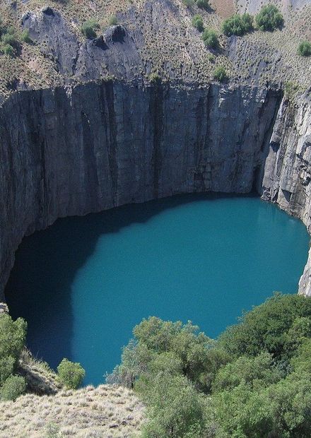 File:Big Hole Kimberley.jpg - Wikimedia ...