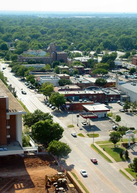 File:OU-Campus-Corner.JPG - Wikimedia ...