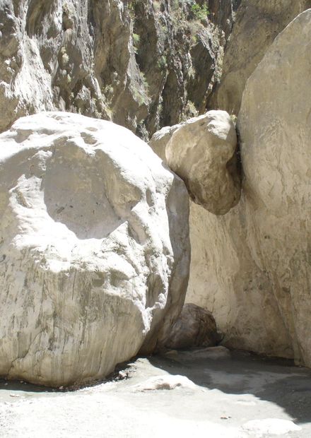Dosya:Saklikent gorge rock.JPG - Vikipedi