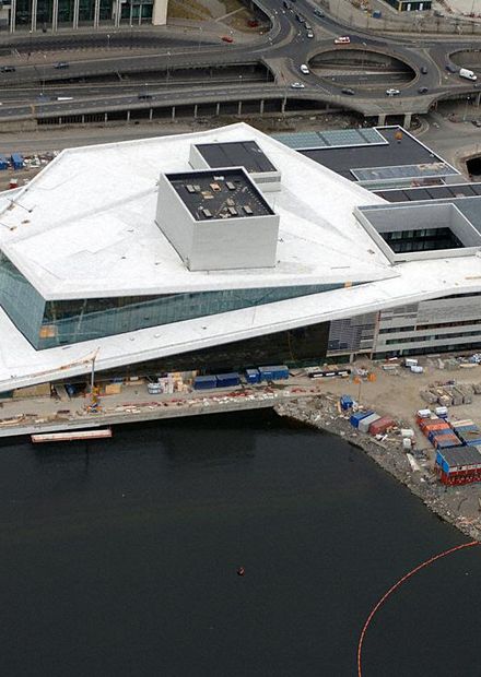File:Oslo Opera house - panoramio (4 ...