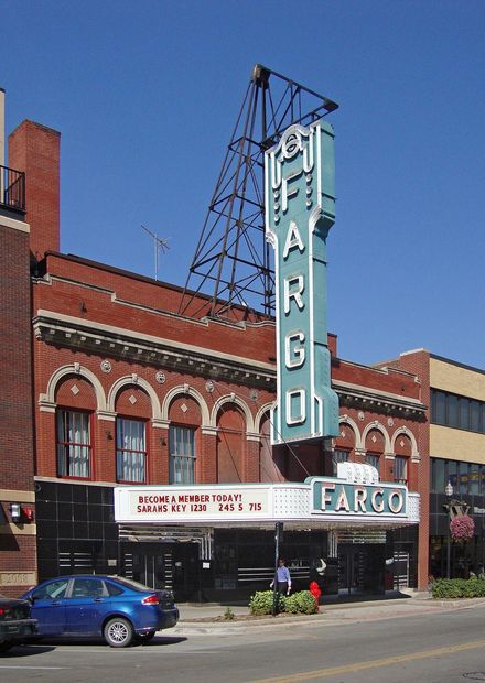 File:Fargo Theatre - Fargo.jpg ...