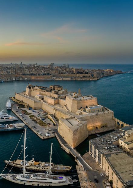 File:Fort St Angelo in Birgu.jpg ...