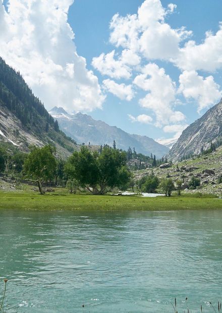 File:Lake Swatvalley x100.JPG ...