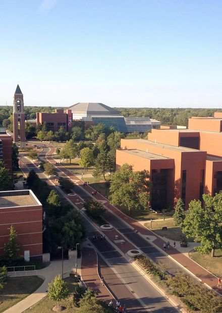 File:McKinley Avenue, Ball State ...