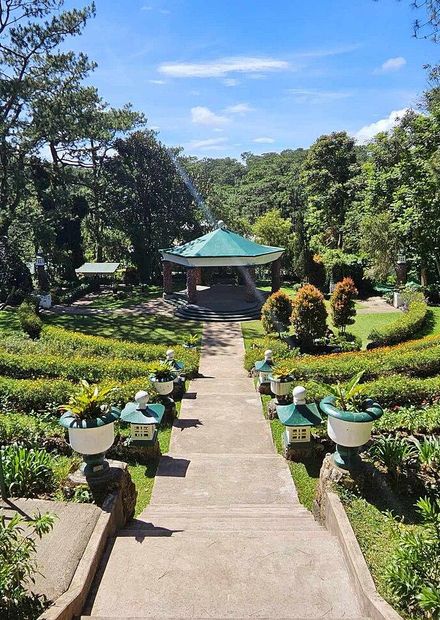 File:Bell Amphitheater (Baguio).jpg ...