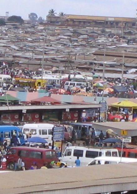 File:Markt kumasi.jpg - Wikimedia Commons