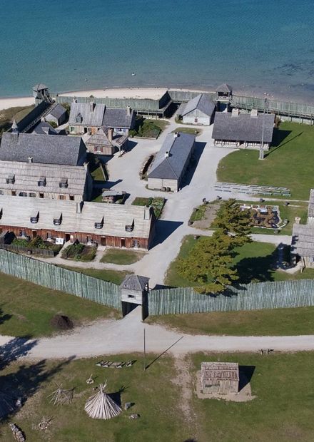 File:Fort Michilimackinac 2022.jpg ...