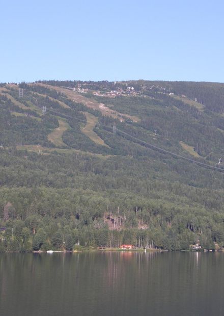 File:Norefjell slopes 01.JPG ...