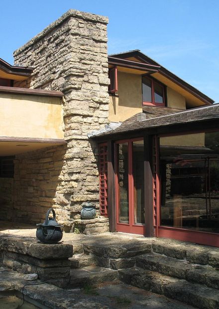File:Frank Lloyd Wright's Taliesin.jpg ...