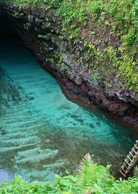 File:To Sua Ocean Trench - Lotofaga ...