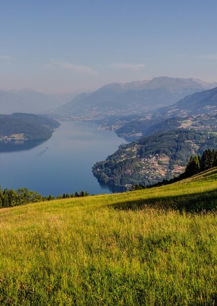 File:Millstätter See Ost 01 2013.JPG ...