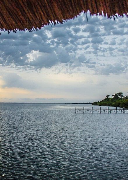 File:Lac Togo.jpg - Wikimedia Commons