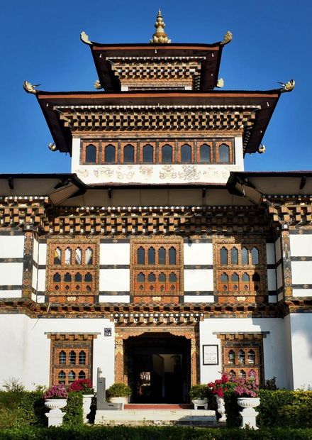 File:Samdrup Jongkhar Dzong.jpg - Wikipedia