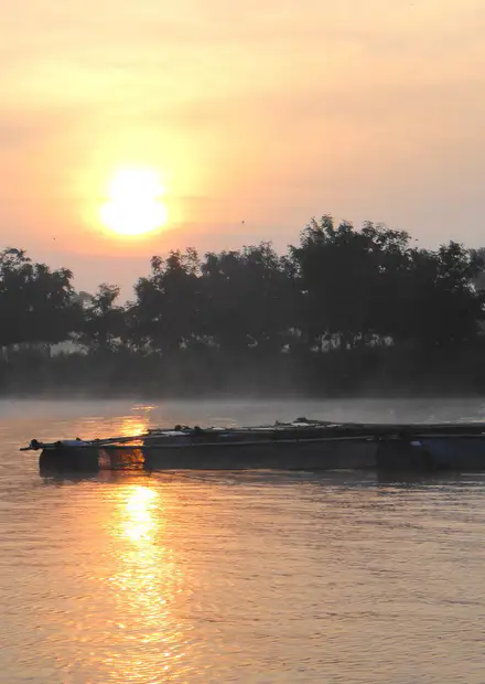 File:ยามเช้าหนองเล็งทราย - panoramio.jpg ...