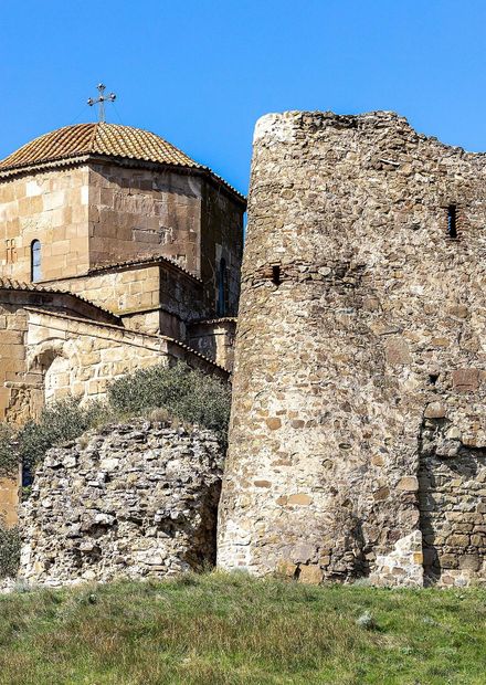 File:Jvari monastery 09.23 (2).jpg ...