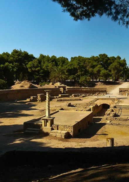 File:Roman amphitheatre of Carthage ...