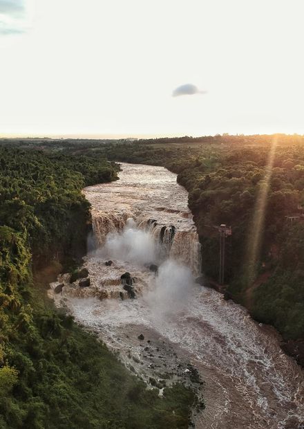 File:Salto Monday Paraguay.jpg ...