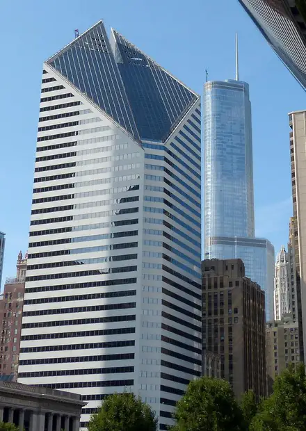 Cloud Gate (9694666470).jpg ...