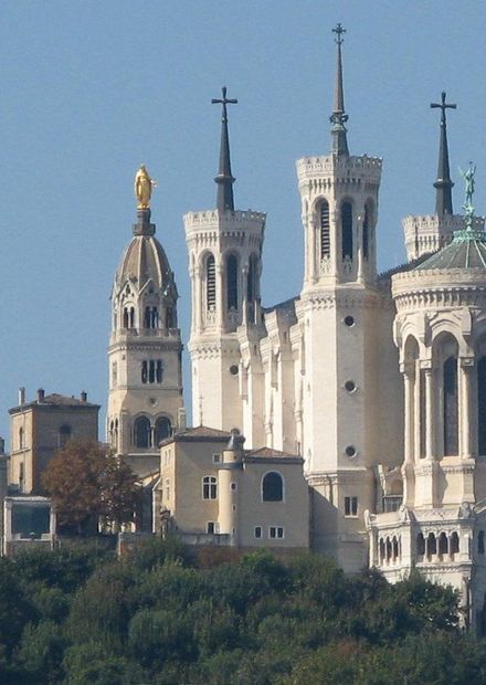 File:Basilique de Fourvière from Saone ...
