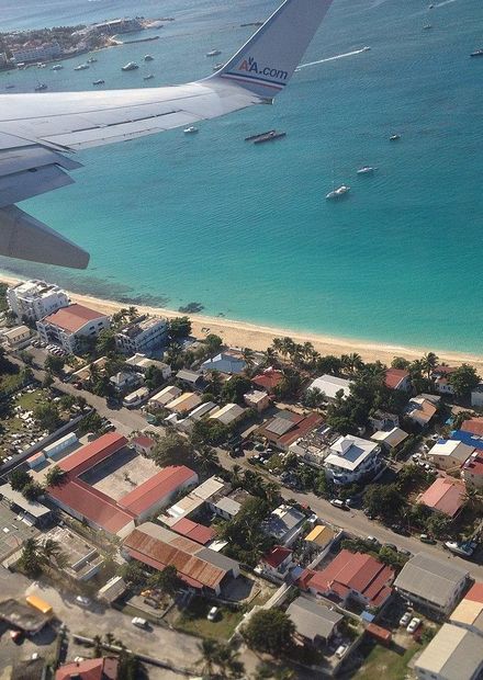 File:Taking off at Princess Juliana ...