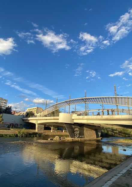 File:Ibar Bridge in Mitrovica, Kosovo ...