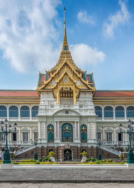 File:Grand Palace Bangkok, Thailand.jpg ...