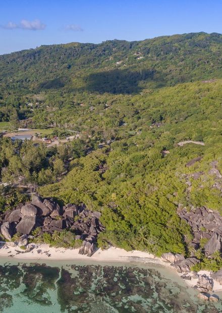 d'Argent, Seychelles (38908877844).jpg ...