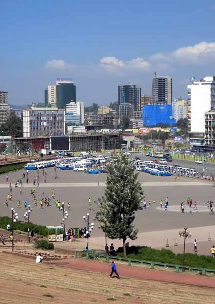 File:Meskal Square (11237676556).jpg ...