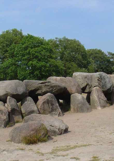 File:Hunebed D53 Havelterberg.jpg ...