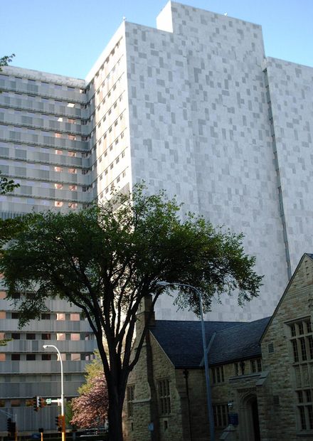 File:MayoClinic&MedSchool2006-05-07.JPG ...