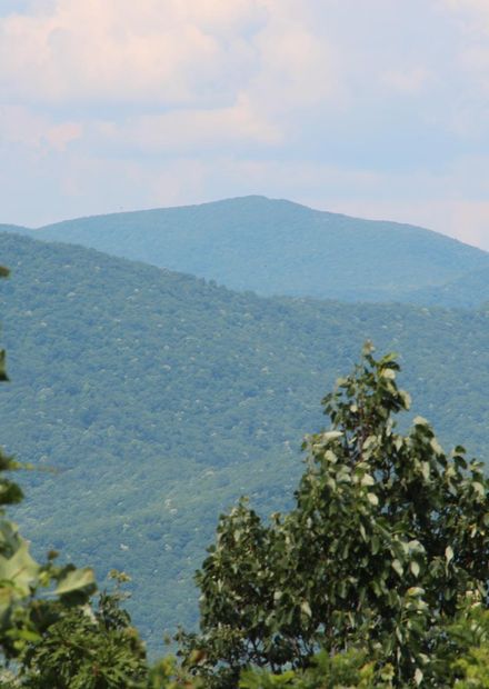 File:Rabun Bald viewed from Black Rock ...