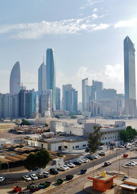 File:Kuwait City Skyline 1.jpg ...