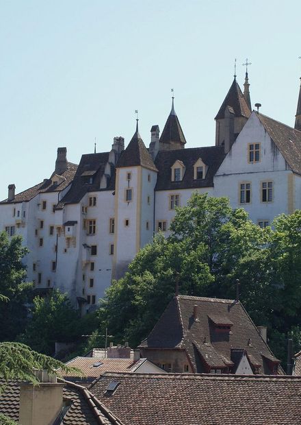 File:Castle of Neuchâtel.JPG ...