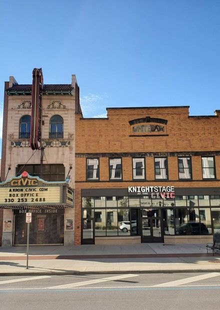 File:Akron Civic Theatre and Knight ...
