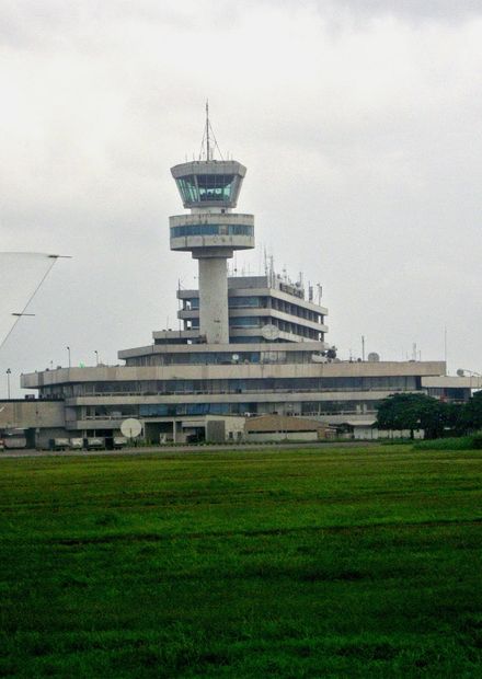 File:Nigeria Airport - panoramio.jpg ...